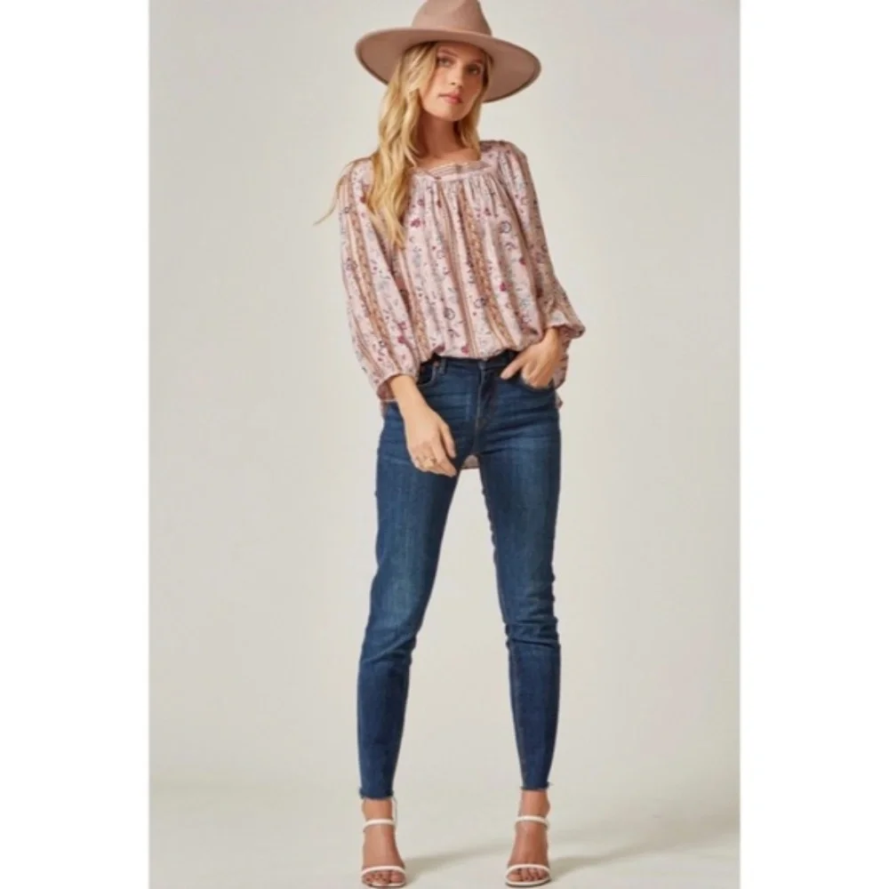 Mauve Bohemian Floral Print Peasant Long Sleeve Tie Back Square Neck Blouse - Picture 3 of 6